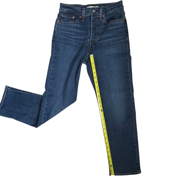 Levis Wedgie Jeans Womens 27 Blue Denim Straight Leg Button Fly High Rise Waist - Picture 7 of 12